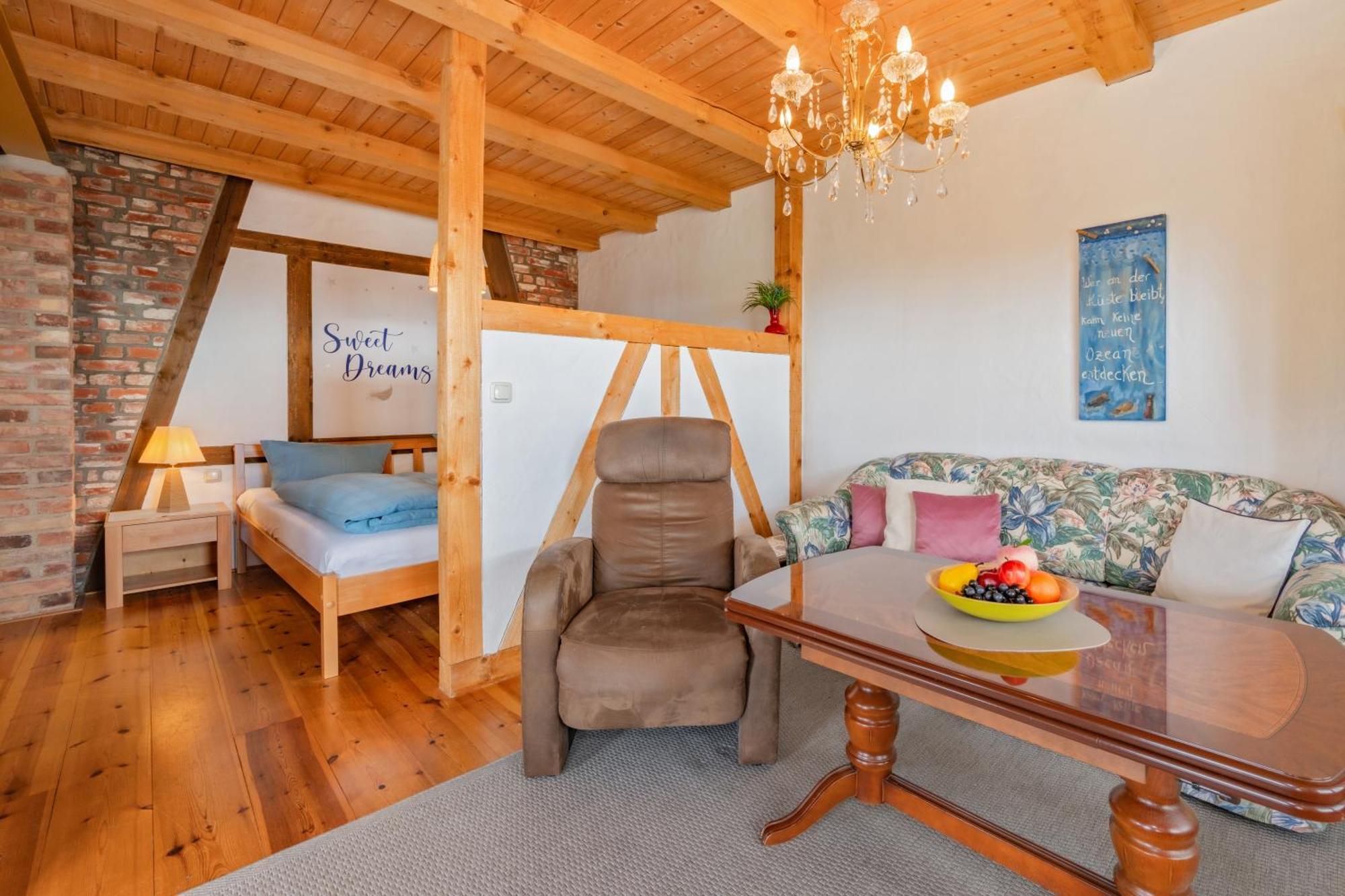 Reusenhof Am Haff Apartment Usedom Town Екстериор снимка