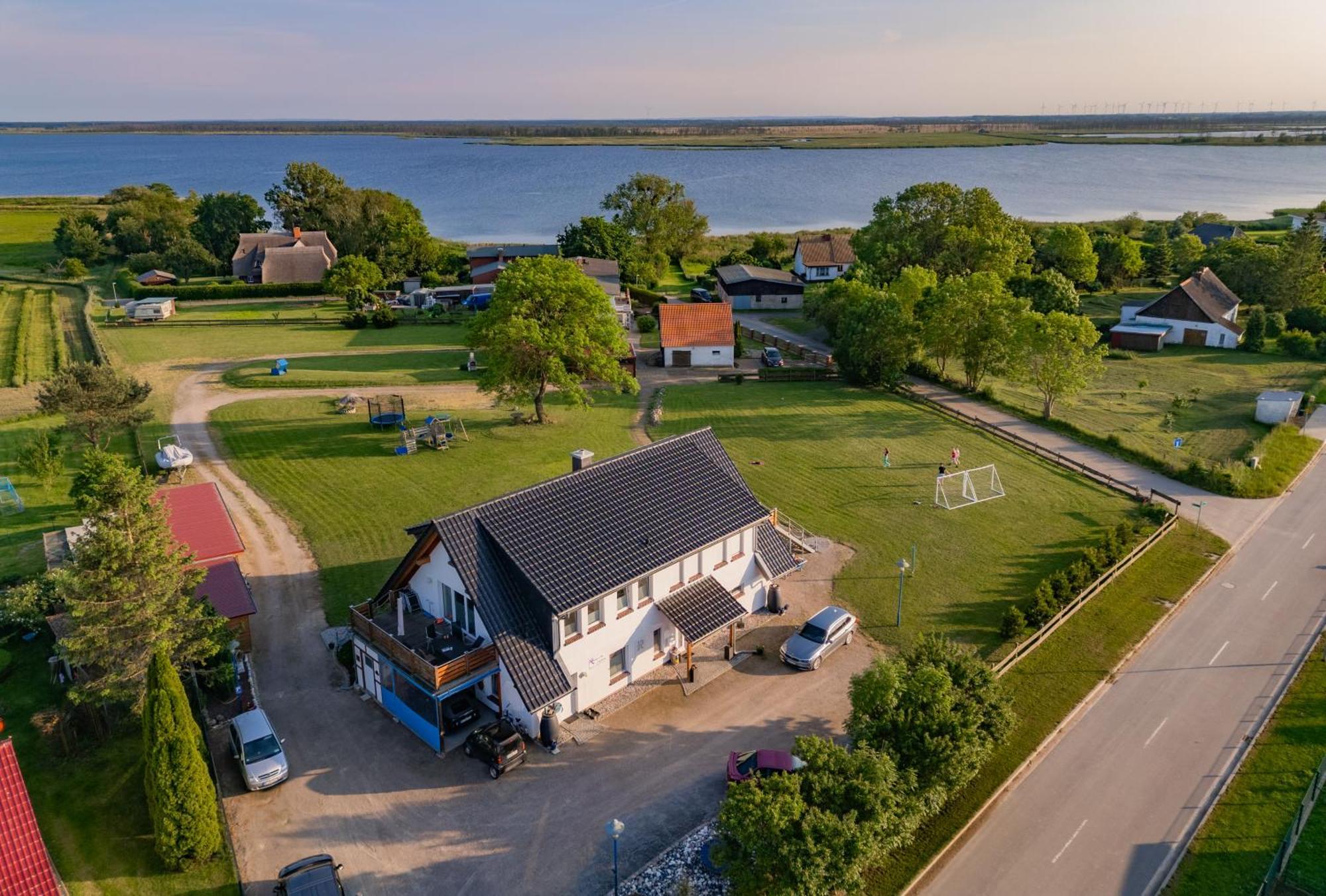 Reusenhof Am Haff Apartment Usedom Town Екстериор снимка